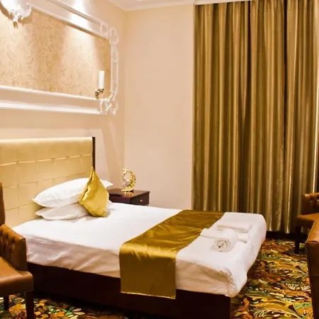 Sky Luxe Hotel Astana Exterior photo