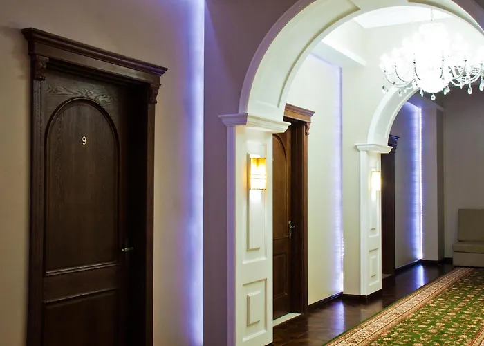 Sky Luxe Hotel