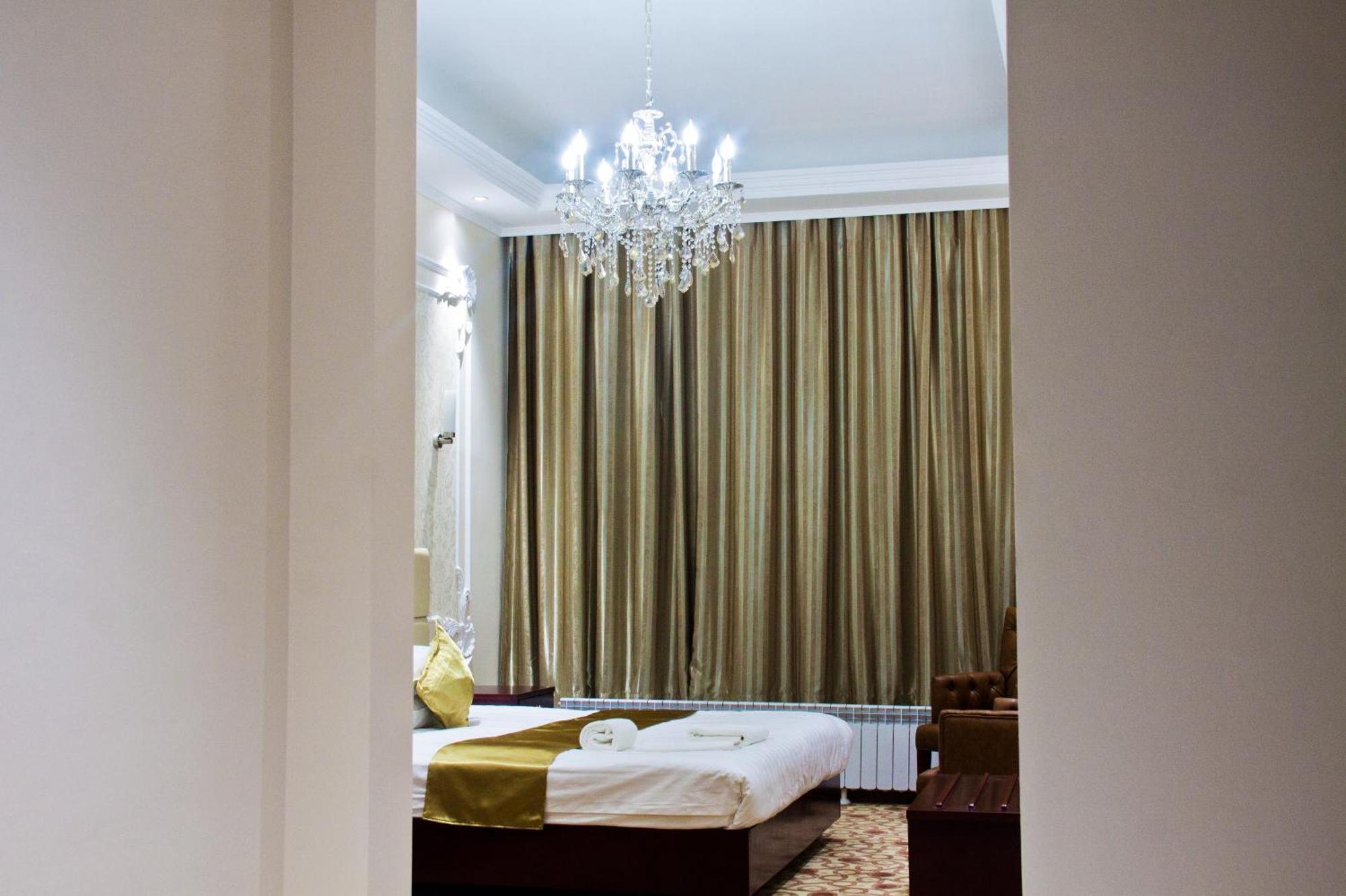 Hotel Sky Luxe 3*